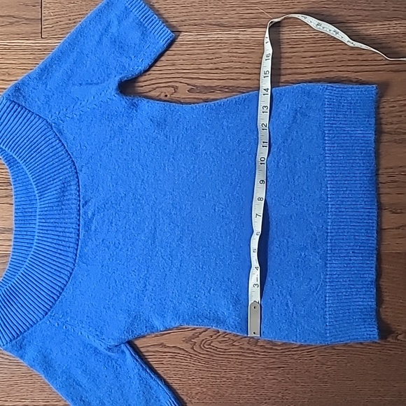 Luxurious boat neck sweater sz s - Picture 7 of 7